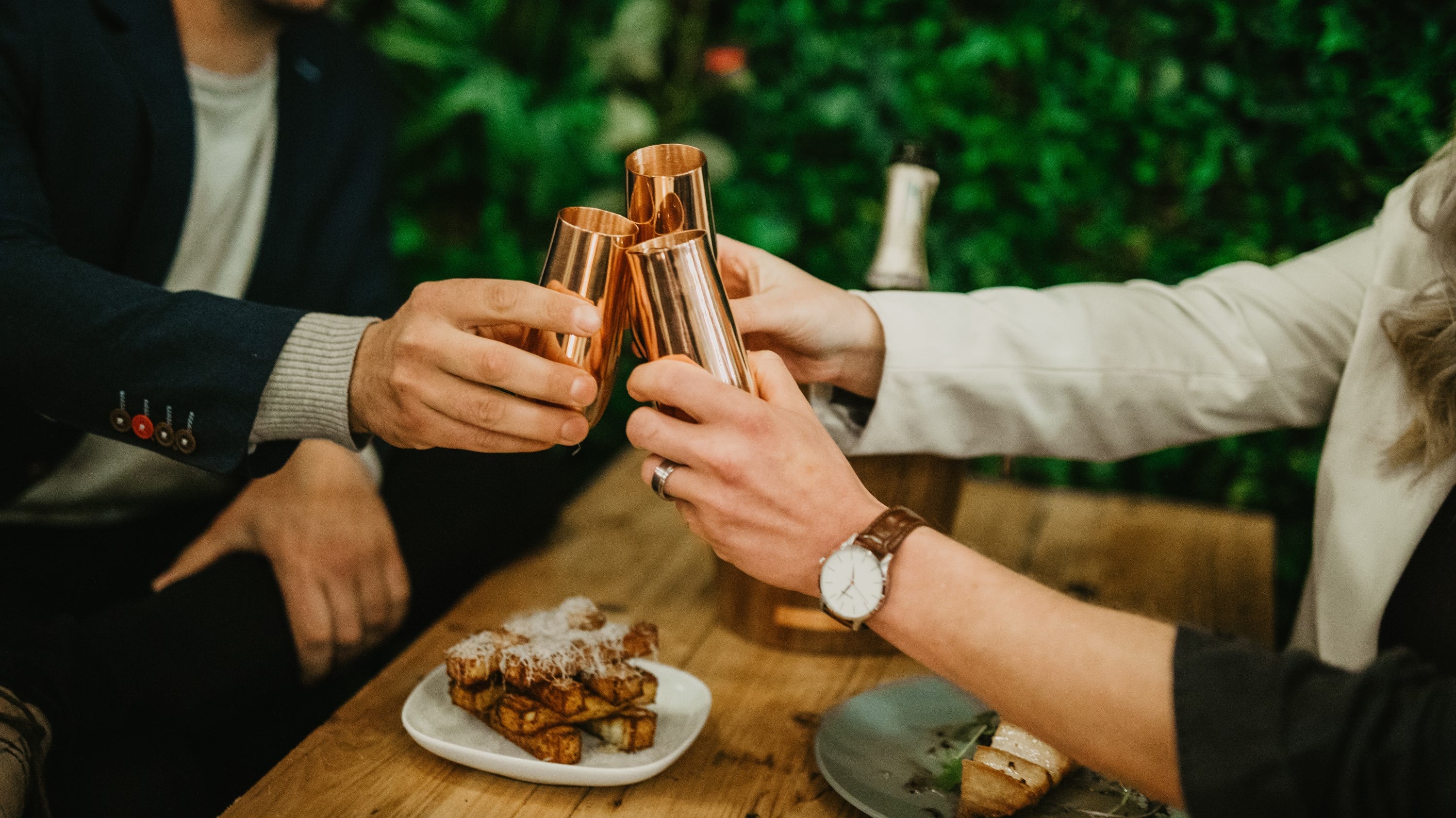 CLINQ - Copper Barware